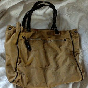 NWOT Banana Republic messenger bag